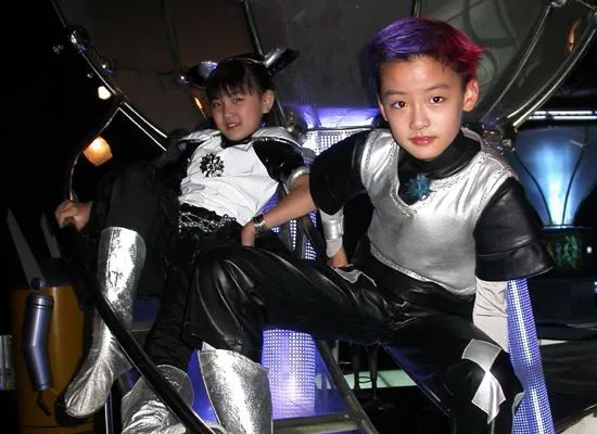快乐星球人物关系中的伙伴合作与共同成长